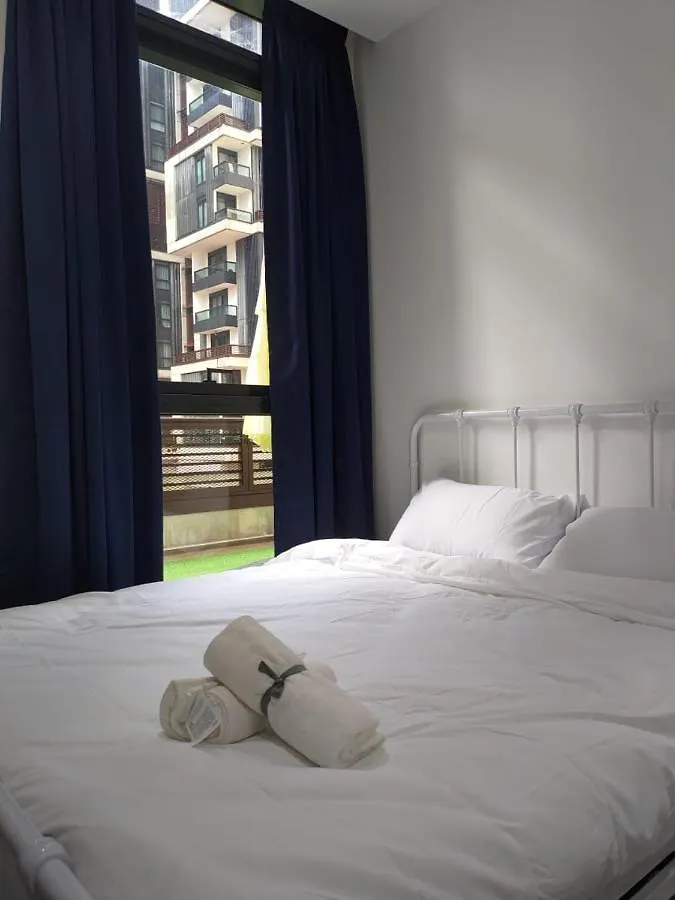 Appartamento Biggest Balcony Premium Unit 1-5Pax @Arcoris Mont Tiara Kuala Lumpur